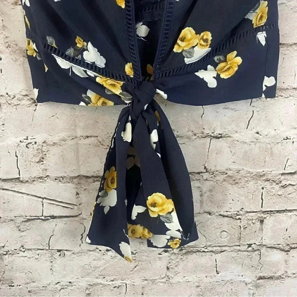 J By J.O.A Medium Navy Blue Floral Ruffle Top Cut Out Yellow White Bow Crop M - Picture 5 of 8